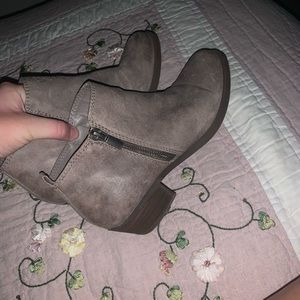 Ankle boots